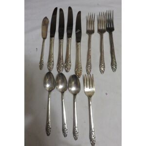 12 PIECES VINTAGE COMMUNITY SILVERPLATE FLATWARE EVENING STAR  MID CENTURY